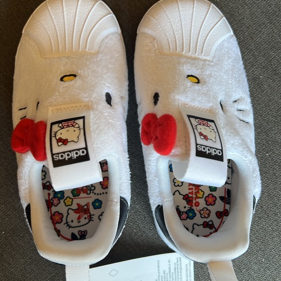 Hello Kitty Superstar 360 Kids Toddlers Slip On Sneakers Size 8K! - Picture 6 of 7